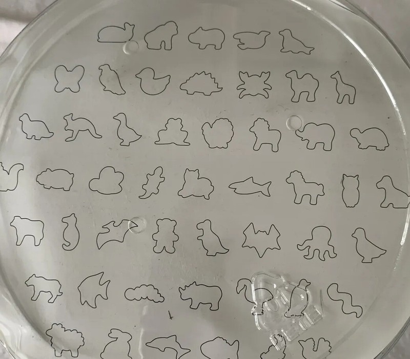 New Sealed Wilton Plastic Animal Pals Cookie Cutter Set Of 50 gallery