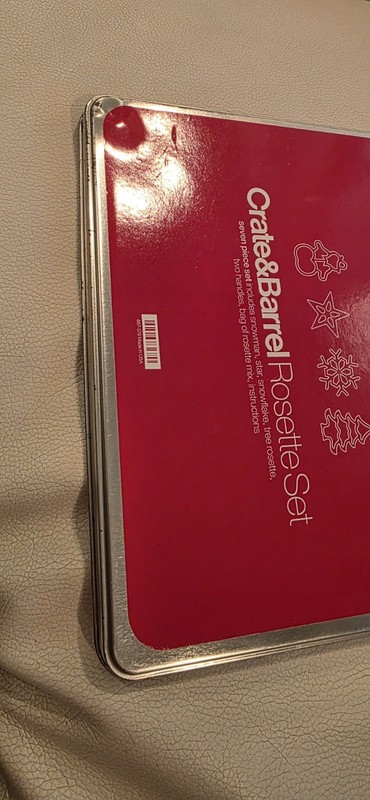 VTG Crate & Barrel Holiday Rosette 6-Piece Cookie Set In Box Never Used gallery