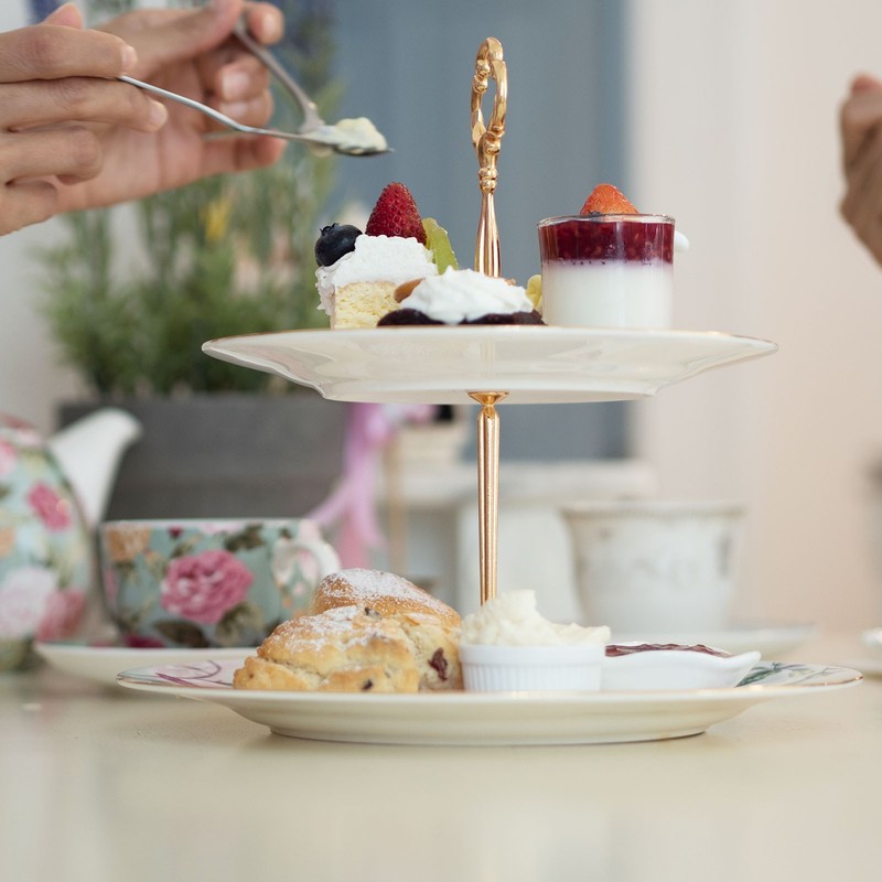 2-Tier Cupcake Stand Holder 20/25cm Tiered Serving Tray White Flower gallery