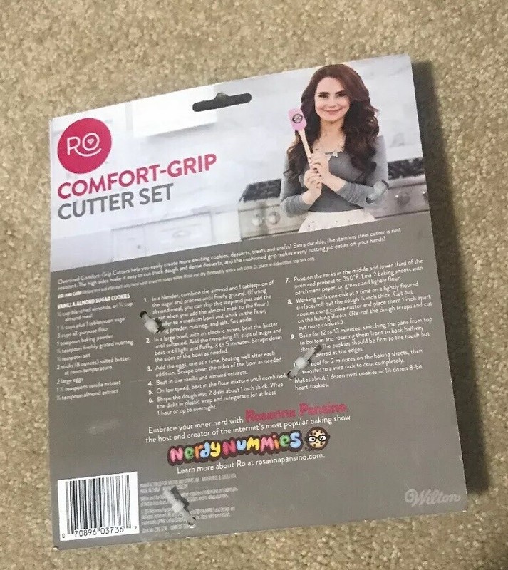 ROSANNA PANSINO Wilton Heart Poop Emoji Cookie Cutter Set Comfort Grip New gallery