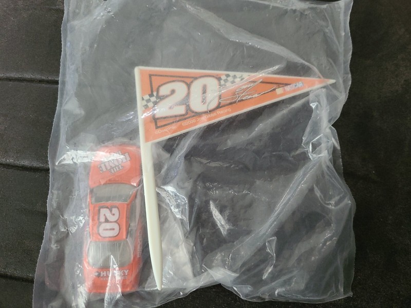 Vintage Tony Stewart #20 Decopac Cake Decorating Kit race car flag