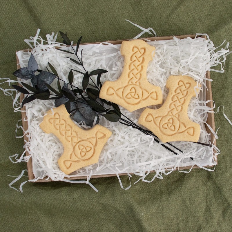 Mjolnir Cookie Cutter - Norse mythology viking Thor hammer fantasy medieval hero gallery