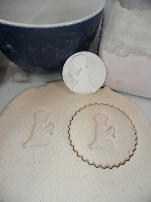 BOY KNEELING IN PRAYER COMMUNION COOKIE STAMP EMBOSSER MADE IN USA PR5564 gallery