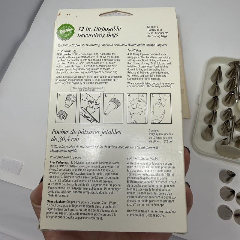 Wilton Cake Decorating Tips And Case Piping Bags Ateco Tips gallery