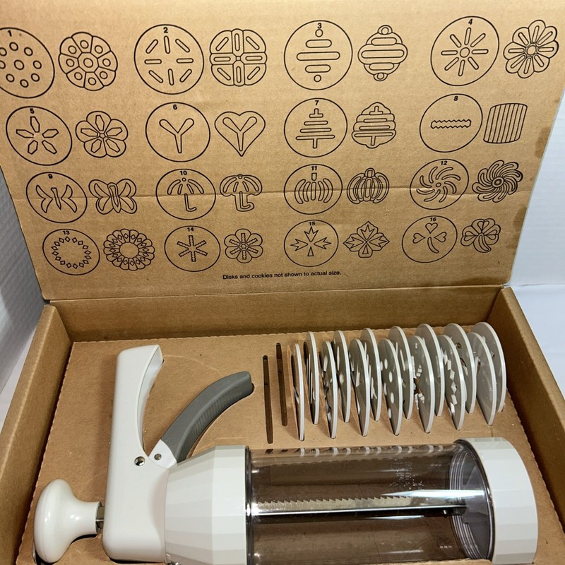 Pampered Chef 1525 Cookie Press Missing Disk 10 & 11 gallery