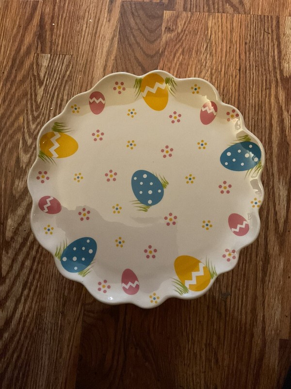 Temptations SPECIAL EDITION egg hunt 10 Inch Cake Plate H448416 NEW IN BOX gallery