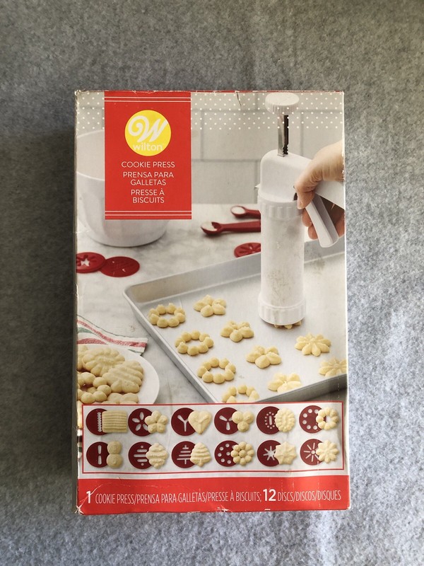Wilton Cookie Press Set White Plastic/Metal With Handle 12 Discs gallery
