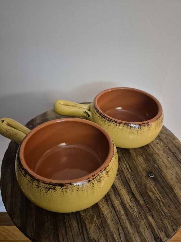 Set Of 2 De Silva Handmade Ceramic Cookware Bowls Yellow W/Handle Made In Italy gallery