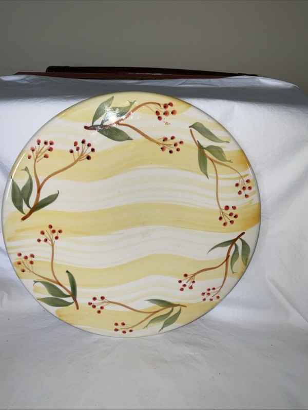 Vintage Suzanne Katkhuda 11” Diameter Handpainted Cake Plate Centerpiece
