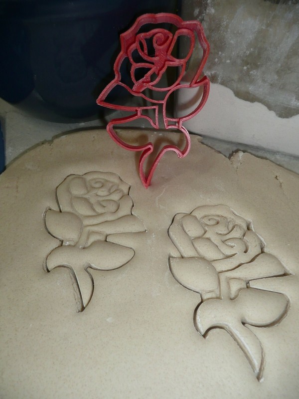 BEAUTY OR BEAST GENDER REVEAL HE OR SHE BOY GIRL ROSE COOKIE CUTTER USA PR1342 gallery