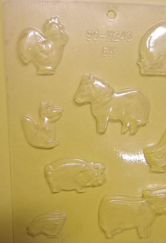 FARM ANIMALS Chocolate Candy Soap Clay Mold, Small Pieces, Pig, Horse, Cow gallery