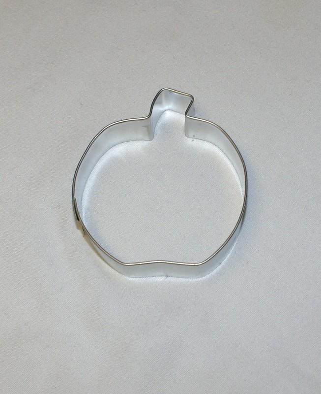 Cookie Cutters Thanksgiving Fall Leaf Pumpkin Turkey Cat Squirrel Apple Hallowen gallery