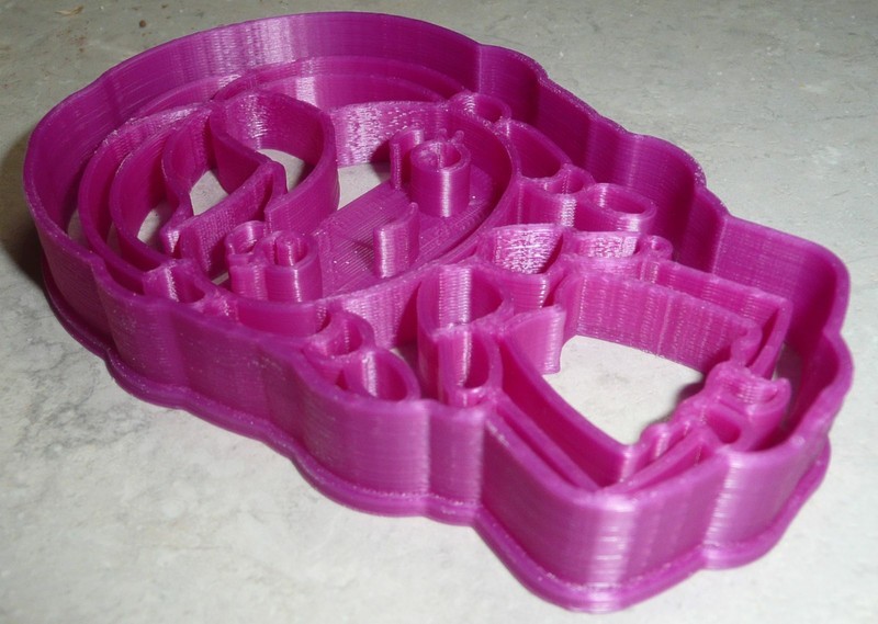 ANNA PRINCESS OF ARENDELLE SISTER OF ELSA WINTER COOKIE CUTTER USA PR2648 gallery