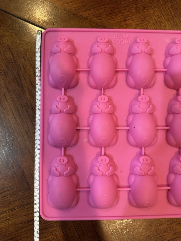 Piggy Pop Pink 12 Little Pink Pigs in a Blanket Silicone Baking Jello Ice Mold