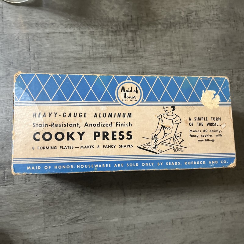 Vintage 1940s Maid of Honor Cooky press In Original Box sold by Sears Roebuck