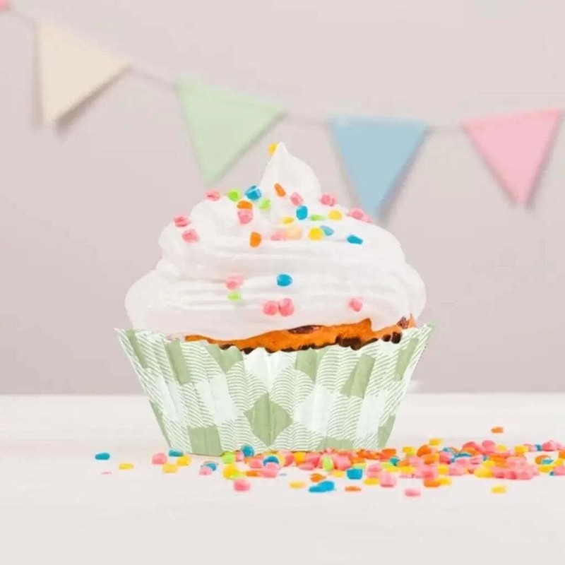 Green Gingham Paper Cupcake Cases 25pk Muffin Baking Cups Patty Pans Liners
