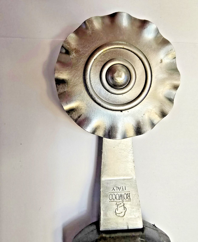 ROWOCO ITALY DOUGH CUTTER 8" LONG-QUALITY BUILT-THICK HANDLE gallery