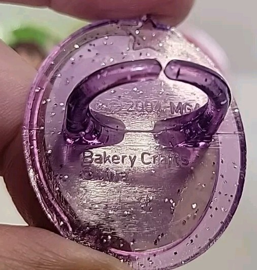 Vintage 2004 Bakery Crafts BRATZ Dolls Character Cupcake Rings 16 ct NEW gallery