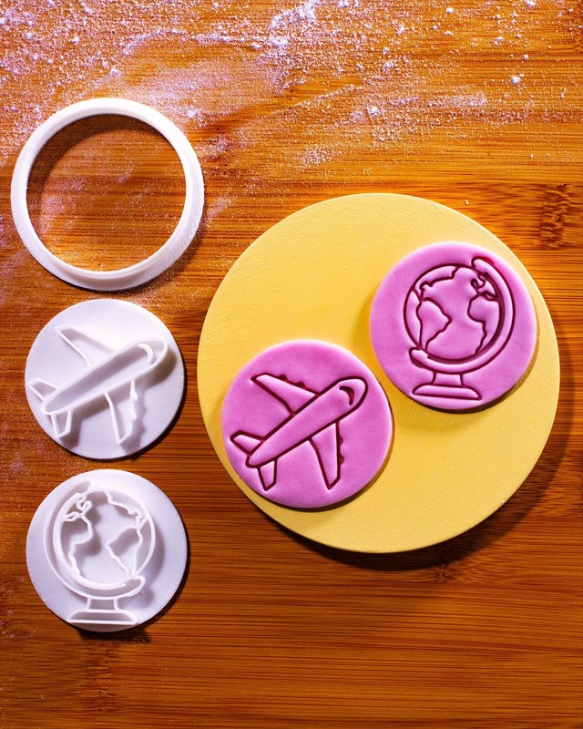 Adventure Awaits – Mini 2″ Cookie Cutter & Stamp Set – Airplane & Globe Design