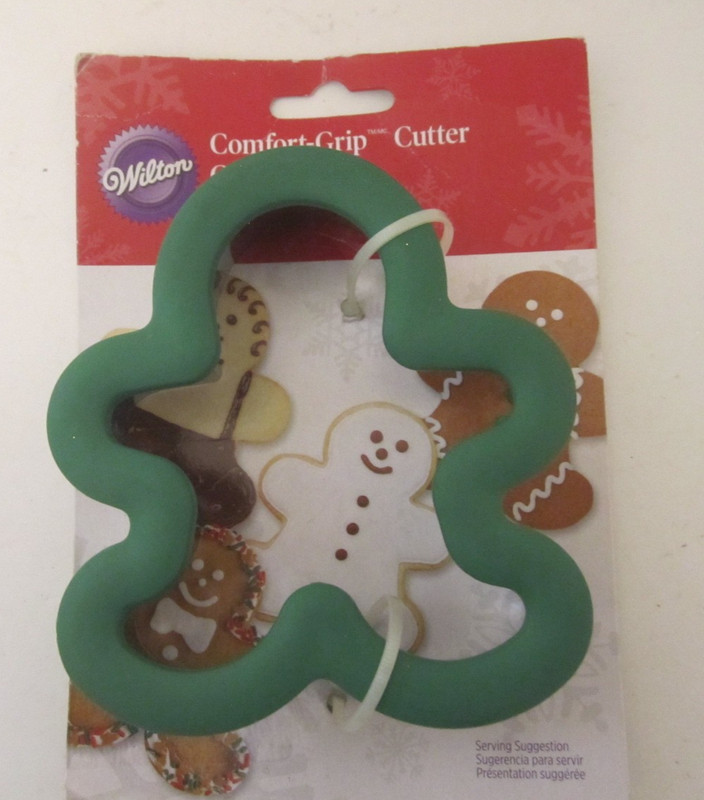 Gingerbread Man Cookie Cutter Comfort Grip Wilton Green 4″