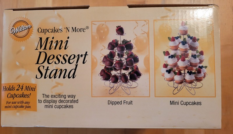 Wilton Cupcakes 'n More Mini Dessert Stand 307-250 Holds 24 Mini Cupcakes NIB gallery