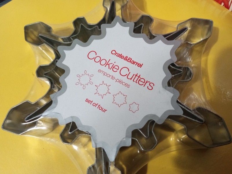 New Set Of 4 Snowflakes Cookie Cutters, Stainless Steel .4 Different Shapes. gallery