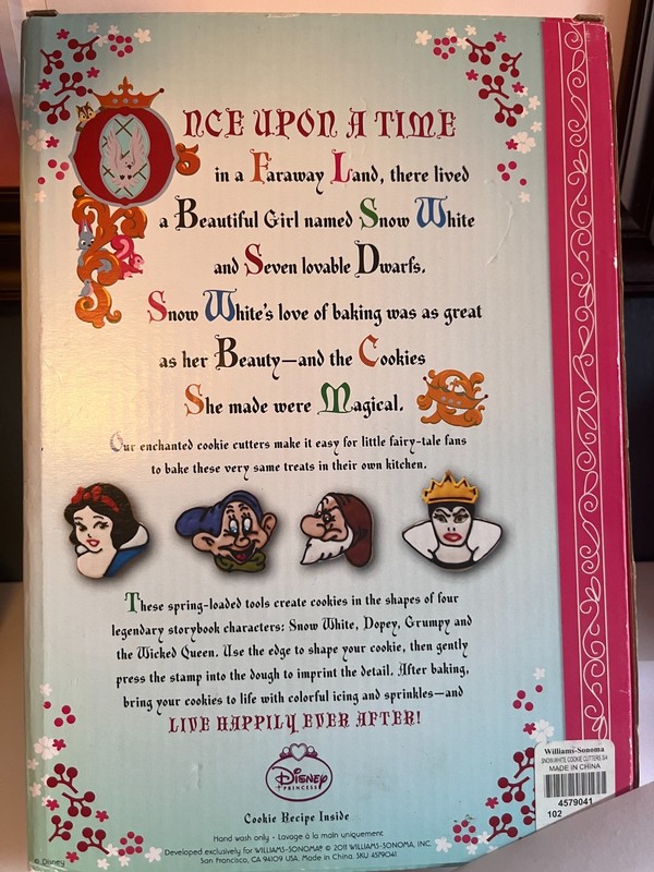 Williams-Sonoma Disney Snow White and the Seven Dwarfs Cookie Cutters – Set of 4