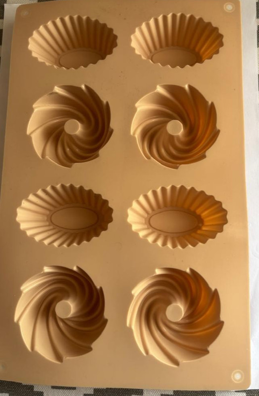 Silicone For Cake with 8 Round Cavities for Crafting Homemade Chocolates Bakery