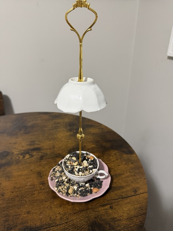 2 Tier Round Ceramic & Metal Cake Stand w/ Glossy Finish & Gold-Tone Handle