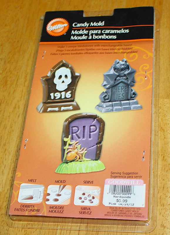 Wilton ~ 6 CAVITY – 3D TOMBSTONES CHOCOLATE CANDY MOLD #2115-14115 – New Plastic