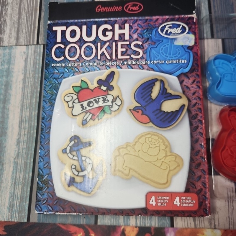 Fred & Friends Tough Tattoo Cookie Cutters Bird Anchor Heart Sword Rose Ed Hardy gallery