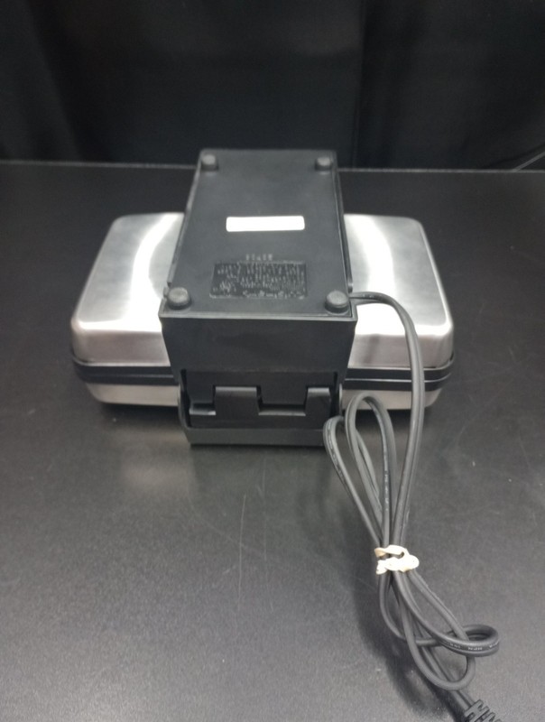 Cuisinart Pizzelle Press WM-PZ2/c Non-Stick Italian Cookie Maker Tested gallery