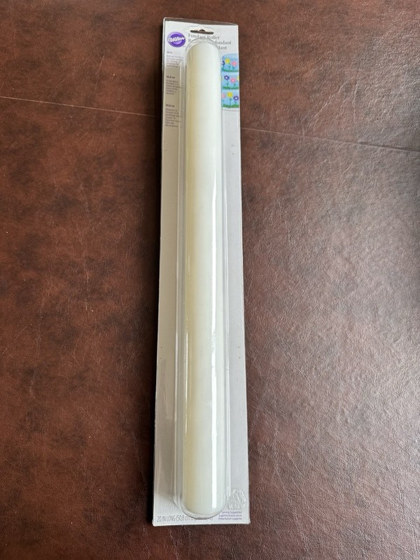 Wilton Large 20" / 50cm Fondant White Roller Rolling Pin, UPC 070896192103 gallery