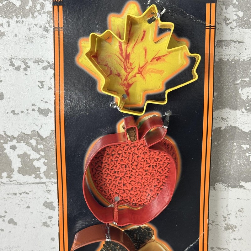 Wilton Fall Festival Cookie Cutter Set 3pc Multicolor Metal Standard Leaf Apple gallery