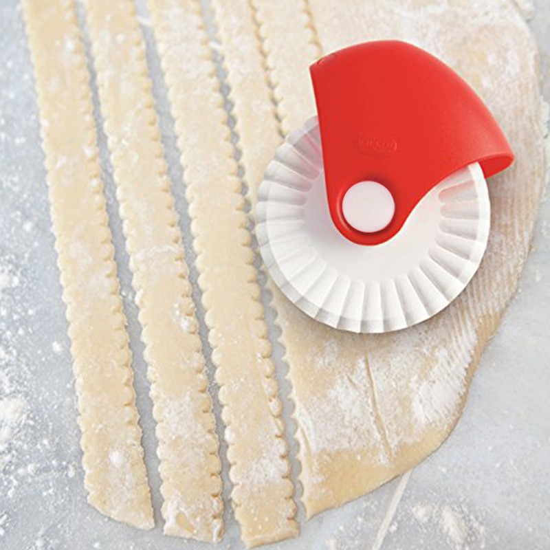 Kitchen Lattice Cutter, Plastic Wheel Roller for Pizza, Pastry & Pie Crusts Tool