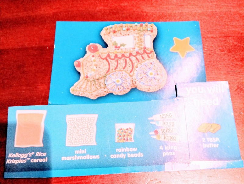 NEW 8 Decorating Tips & Rice Krispies Train Mold Bake Decorate Marshmallow Icing gallery