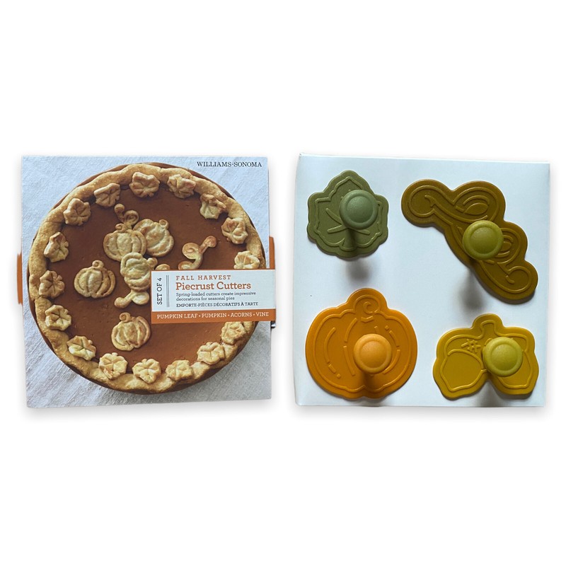 Williams Sonoma Fall Harvest Set of 4 Pie Crust Cutters Pumpkin Leaf Acorns Vine gallery