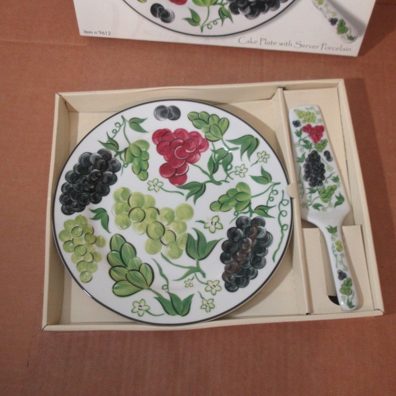 NOS w/Box Vtg Cake Plate w/ Server Still Life Grapes I. Godinger Porcelain 9612 gallery