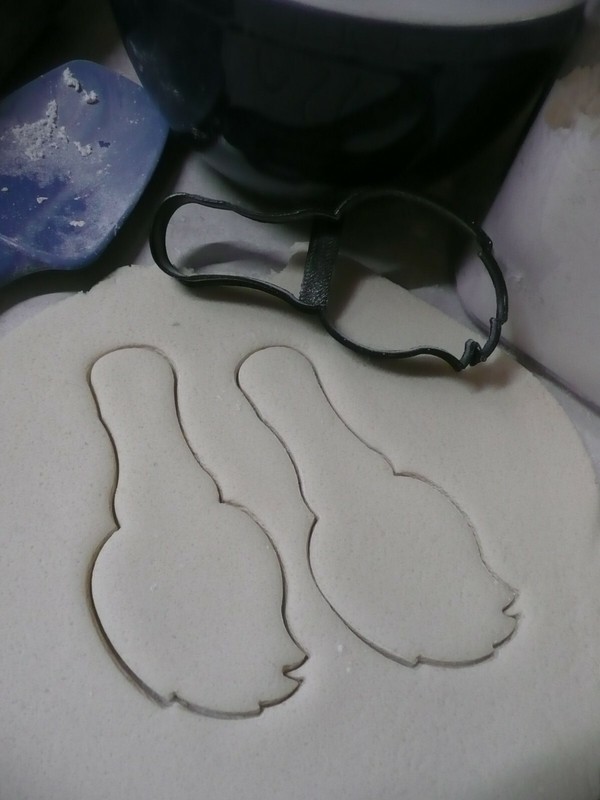 WITCH BROOM WITCHES BROOMSTICK FLYING MAGIC SPELL COOKIE CUTTER USA PR3170 gallery
