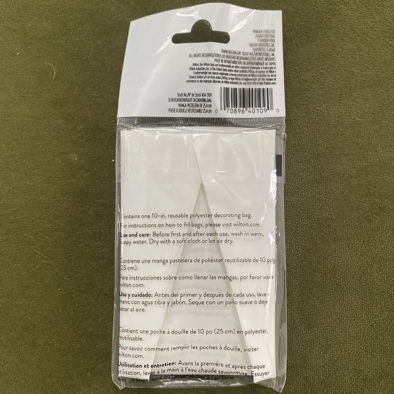 Wilton Cake Decorating Supplies- 10 Inch Bag, Writing Tip Set, #233 Tip -New gallery