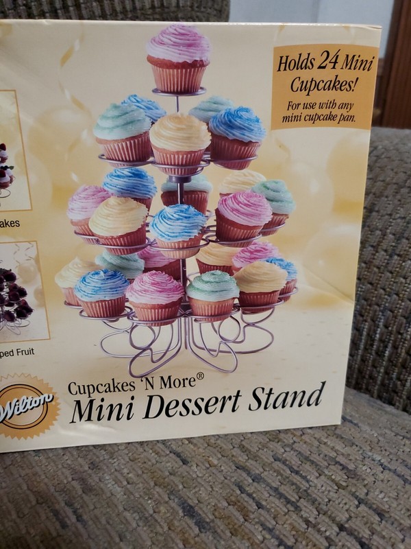 Wilton Cupcakes 'N More Mini Dessert Stand 10.5"X9" Mini Cupcakes Dipped Fruits gallery