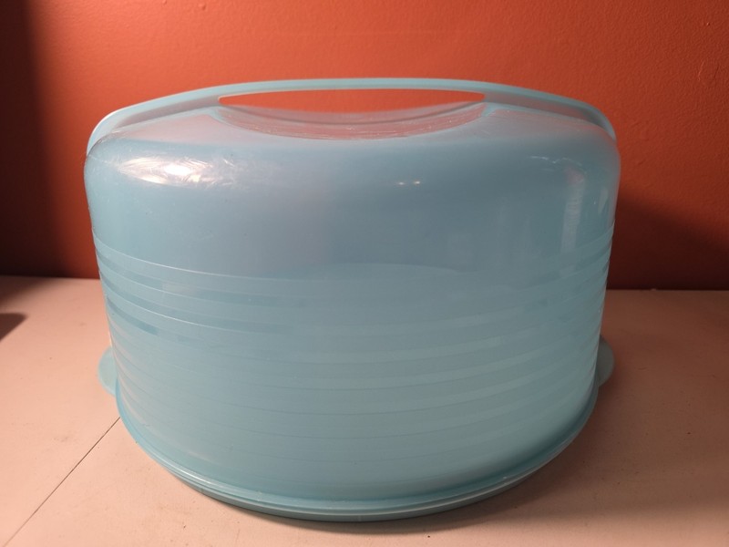 Vintage Tupperware Cake/Pie Holder Keeper Carrier With Handle and Lid, Teal