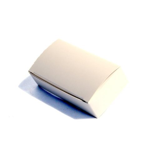Make N’ Mold Dress My Cupcake 1/4-Pound White Candy Box