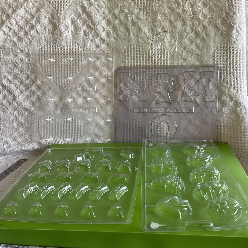 7 Candy Molds Chocolate Lollipops Mother’s Day Graduation Spring Kisses Stars ++