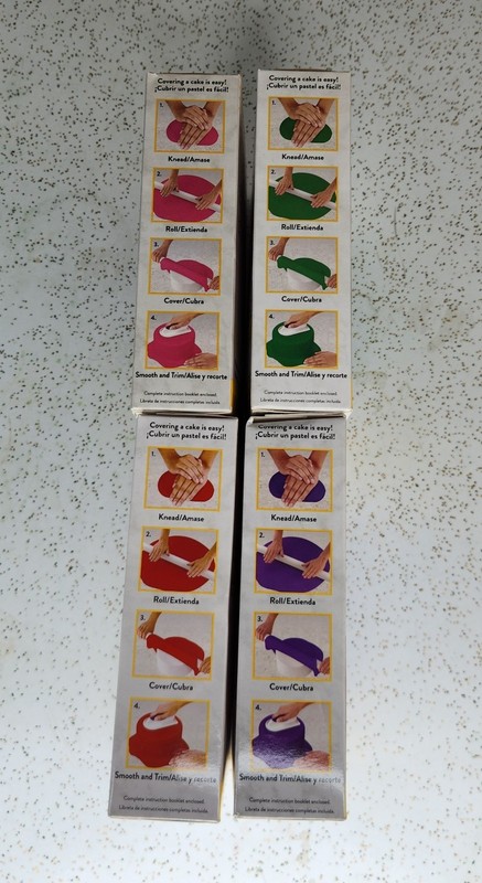 Wilton Decorator Preferred Mixed Fondant, Vanilla Flavor Fondant Icing 24 oz Lot gallery