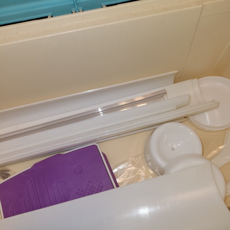 Wilton Cake Decorating Tool Caddy Case 2109-859 with tips and other supplies gallery