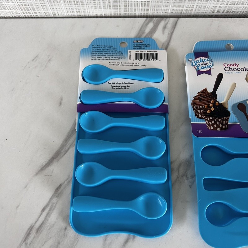 Silicone Spoon Shaped Candy or Ice Molds Lot of 2 Trays New! Blue NonStick BxY gallery