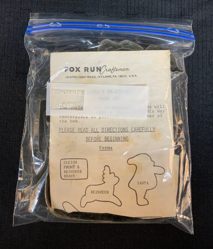 5-Piece Fox Run Craftsmen Santa’s On His Way Cookie Cutter Bake Set