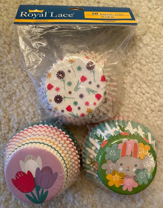 (146x) Paper Baking Cups for cupcakes, muffins, treats – Spring Floral Easter