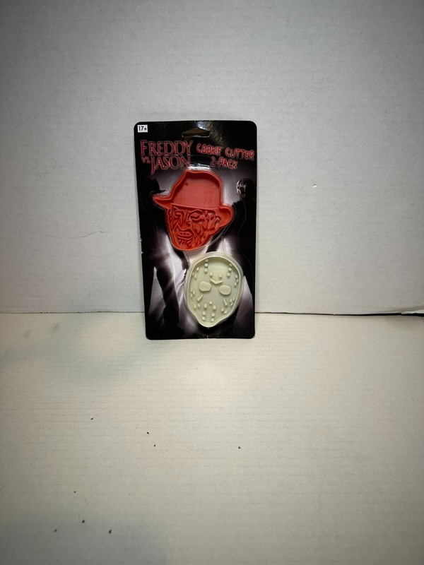 Freddy VS Jason Cookie Cutter 2pk Multicolor New